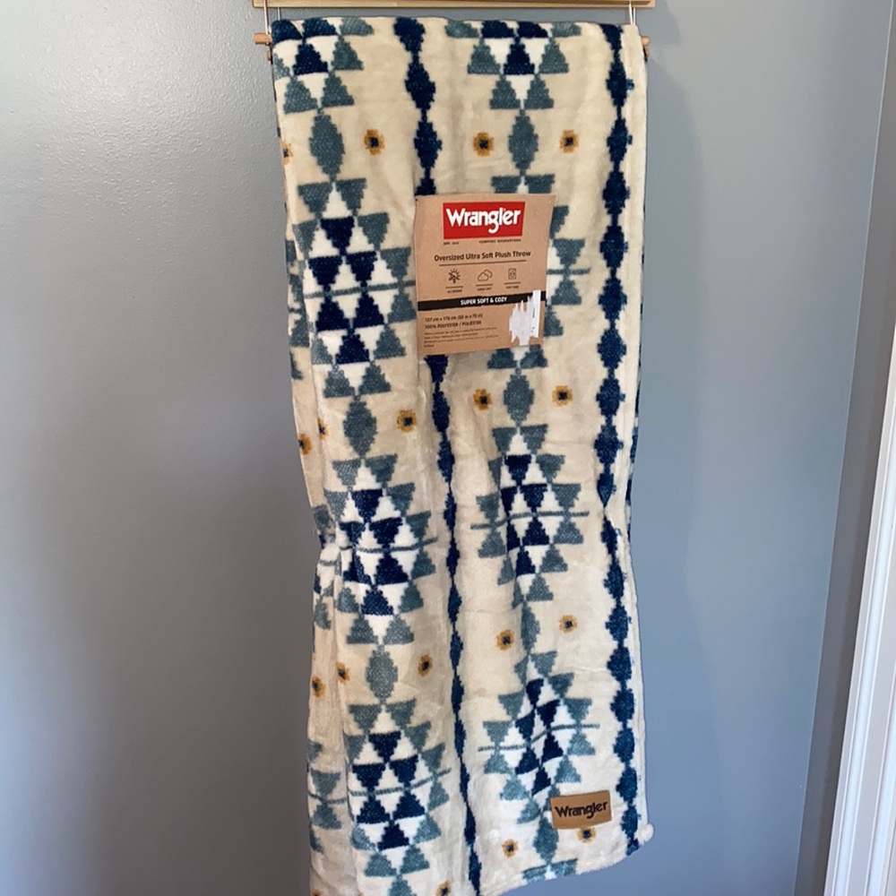 Wrangler Blanket NWT